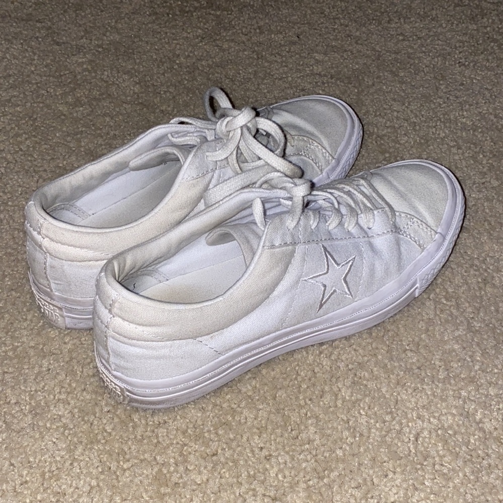 White Vintage Style All White Converse